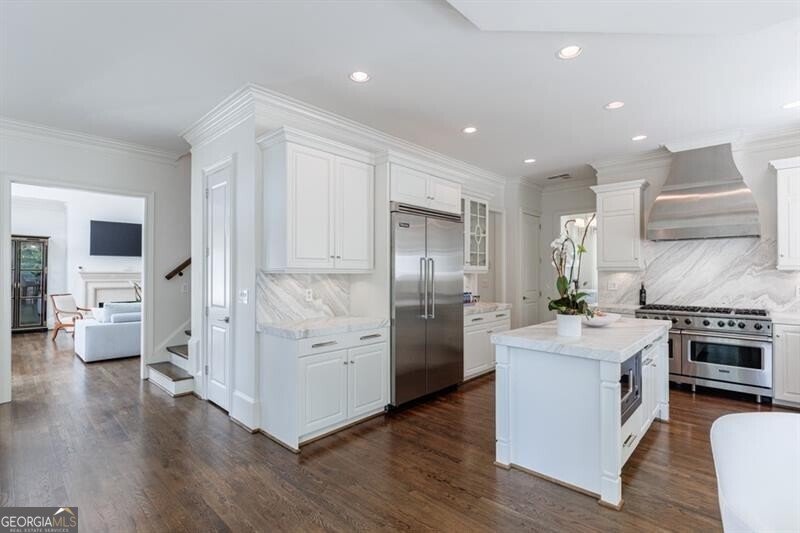 4526 Peachtree Dunwoody Road Atlanta - 25