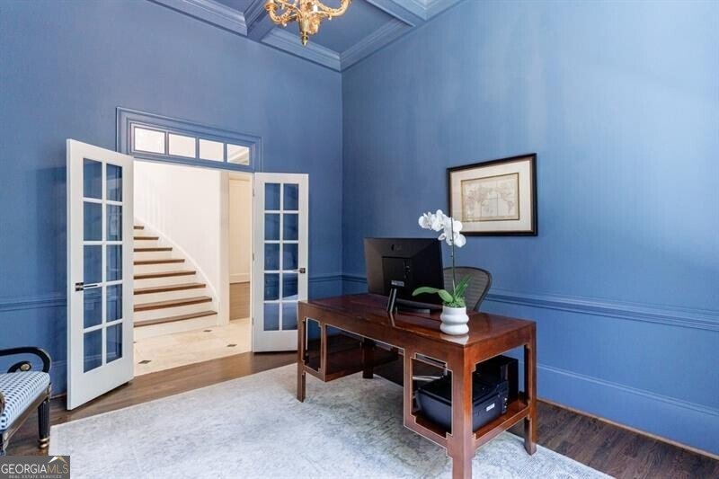 4526 Peachtree Dunwoody Road Atlanta - 35