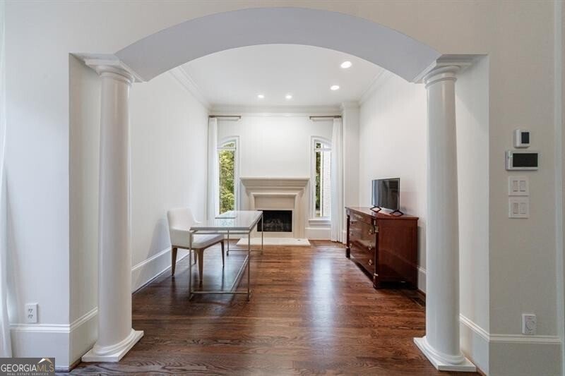 4526 Peachtree Dunwoody Road Atlanta - 40