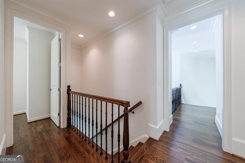 4526 Peachtree Dunwoody Road Atlanta - 45