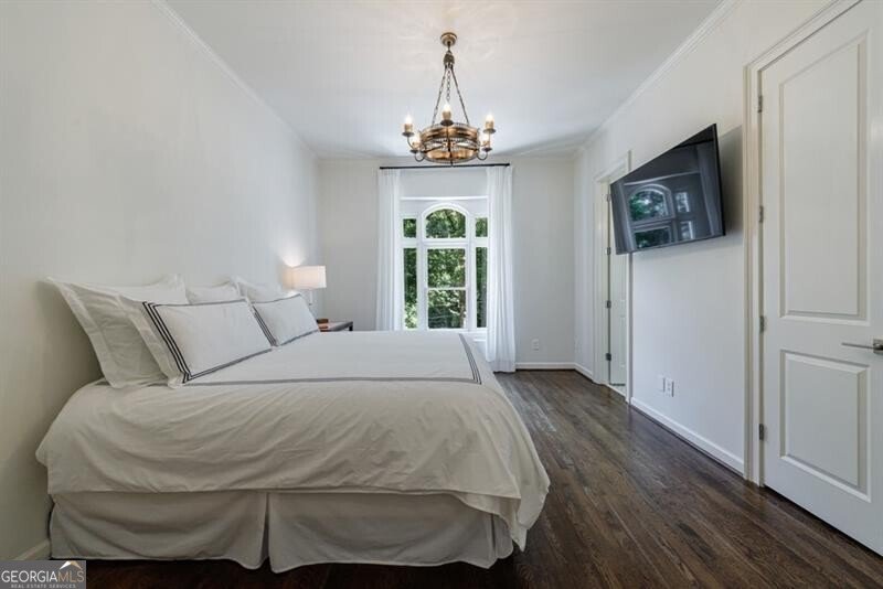 4526 Peachtree Dunwoody Road Atlanta - 46