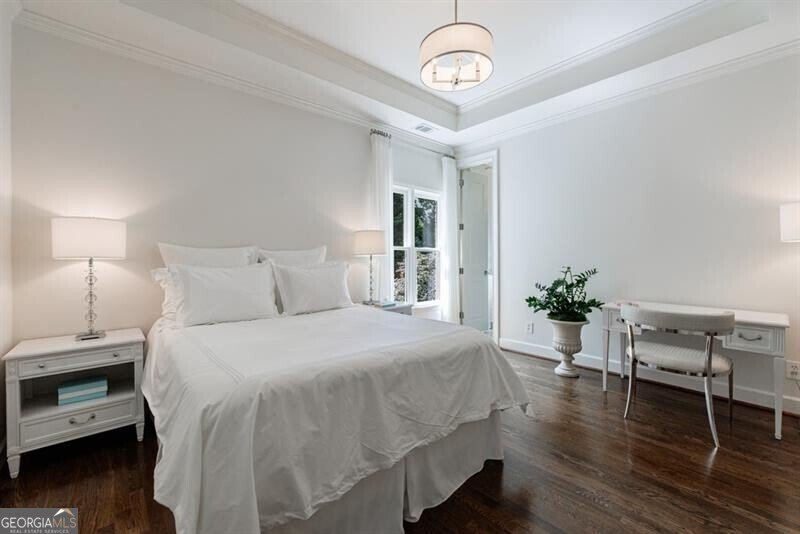 4526 Peachtree Dunwoody Road Atlanta - 50