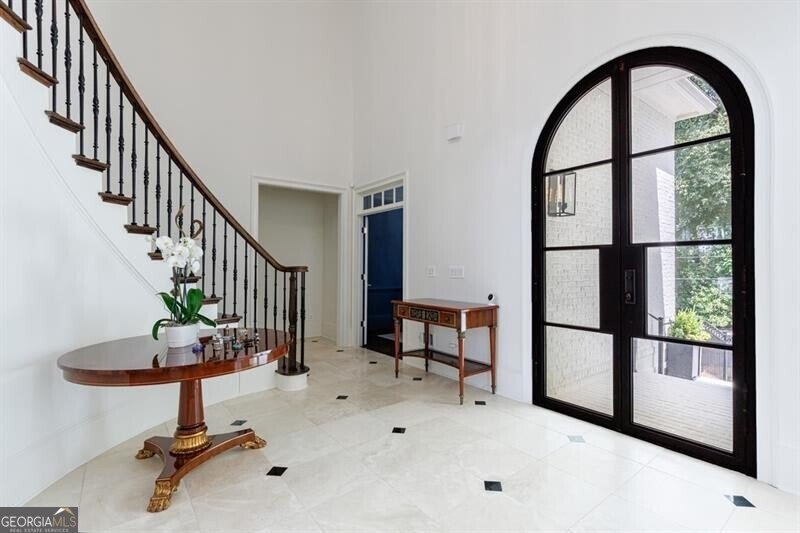 4526 Peachtree Dunwoody Road Atlanta - 6