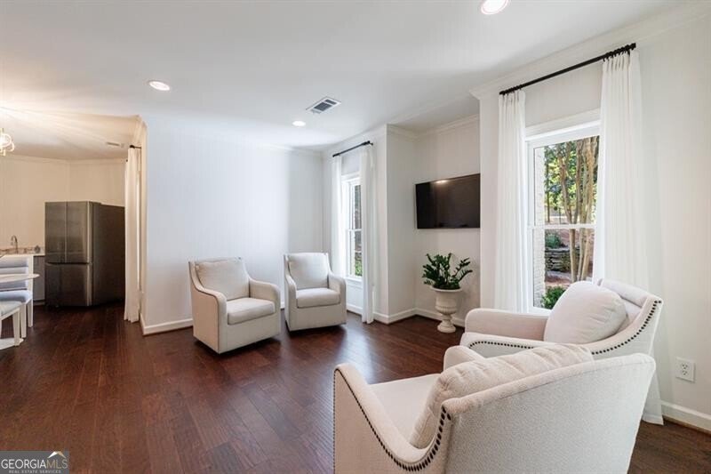 4526 Peachtree Dunwoody Road Atlanta - 65