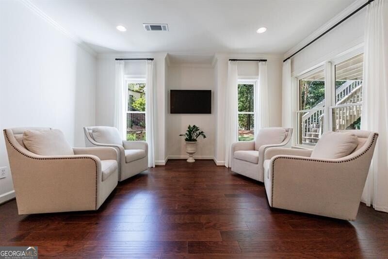 4526 Peachtree Dunwoody Road Atlanta - 66