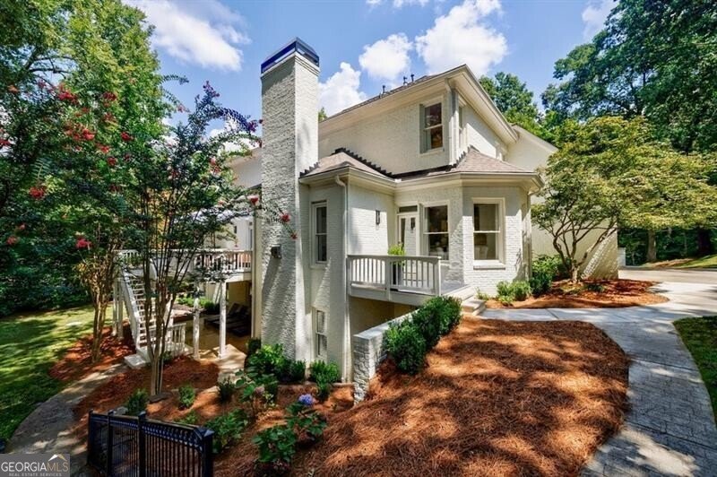 4526 Peachtree Dunwoody Road Atlanta - 81