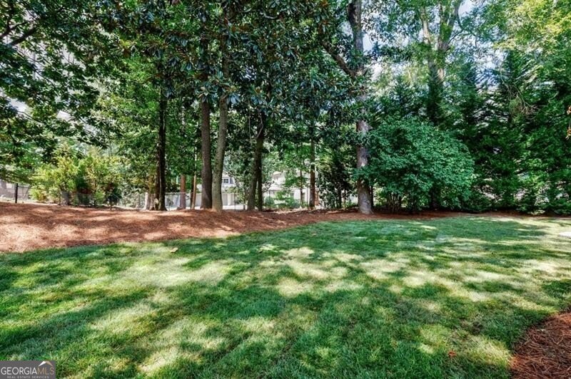 4526 Peachtree Dunwoody Road Atlanta - 86