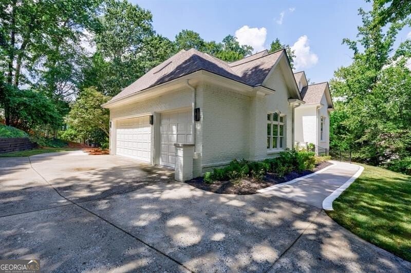 4526 Peachtree Dunwoody Road Atlanta - 89