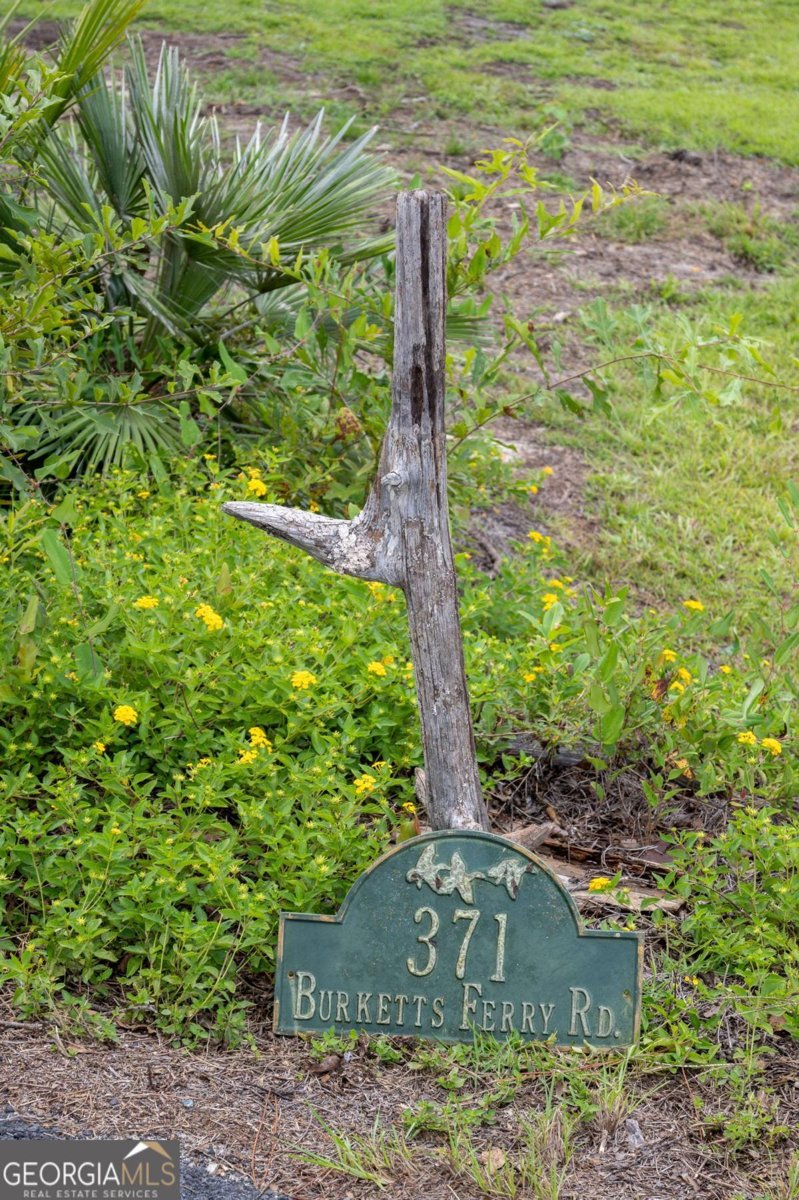 371 Burketts Ferry Road Hazlehurst - 53