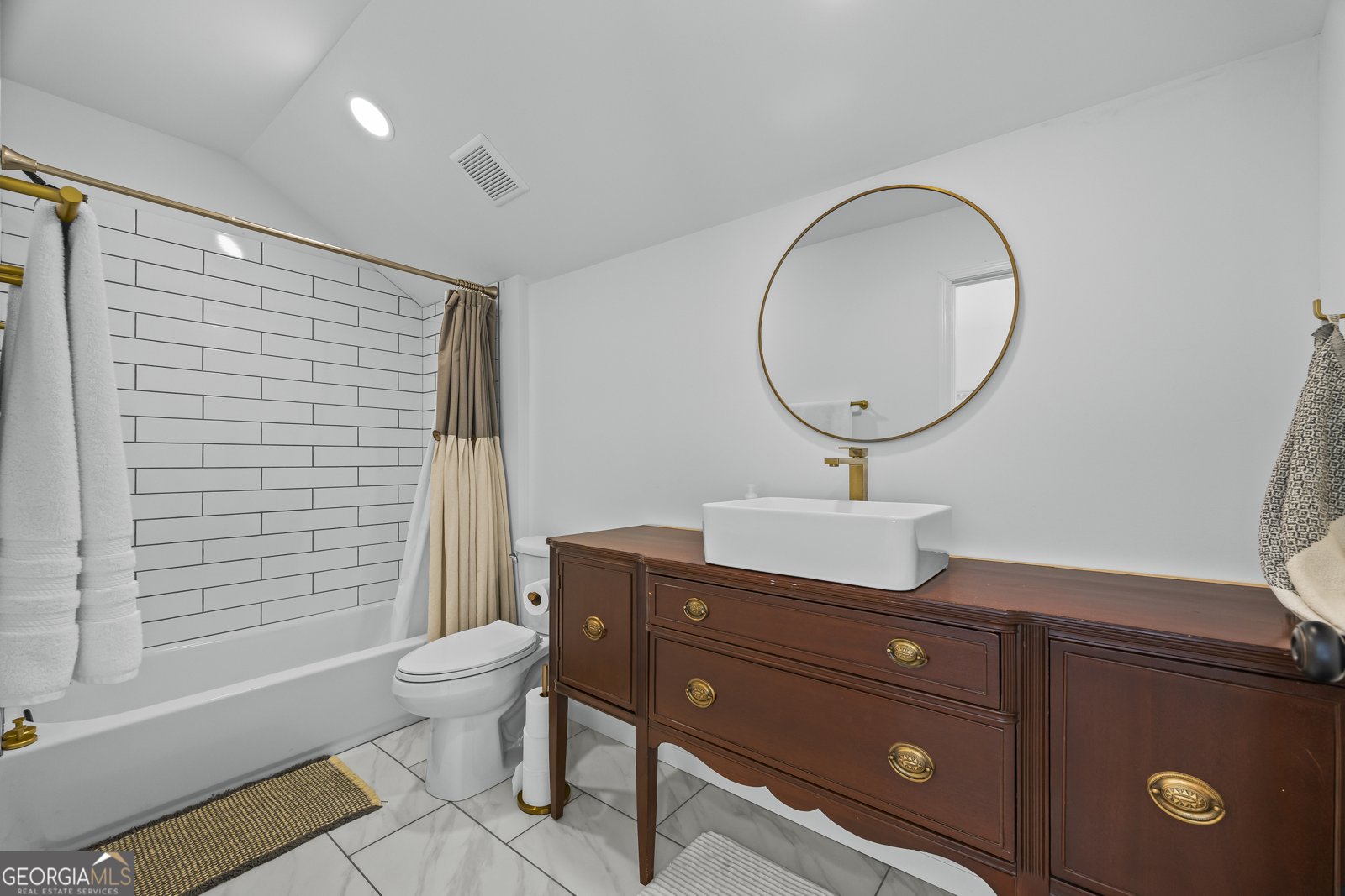 1230 Old Athens Highway Monroe - 43