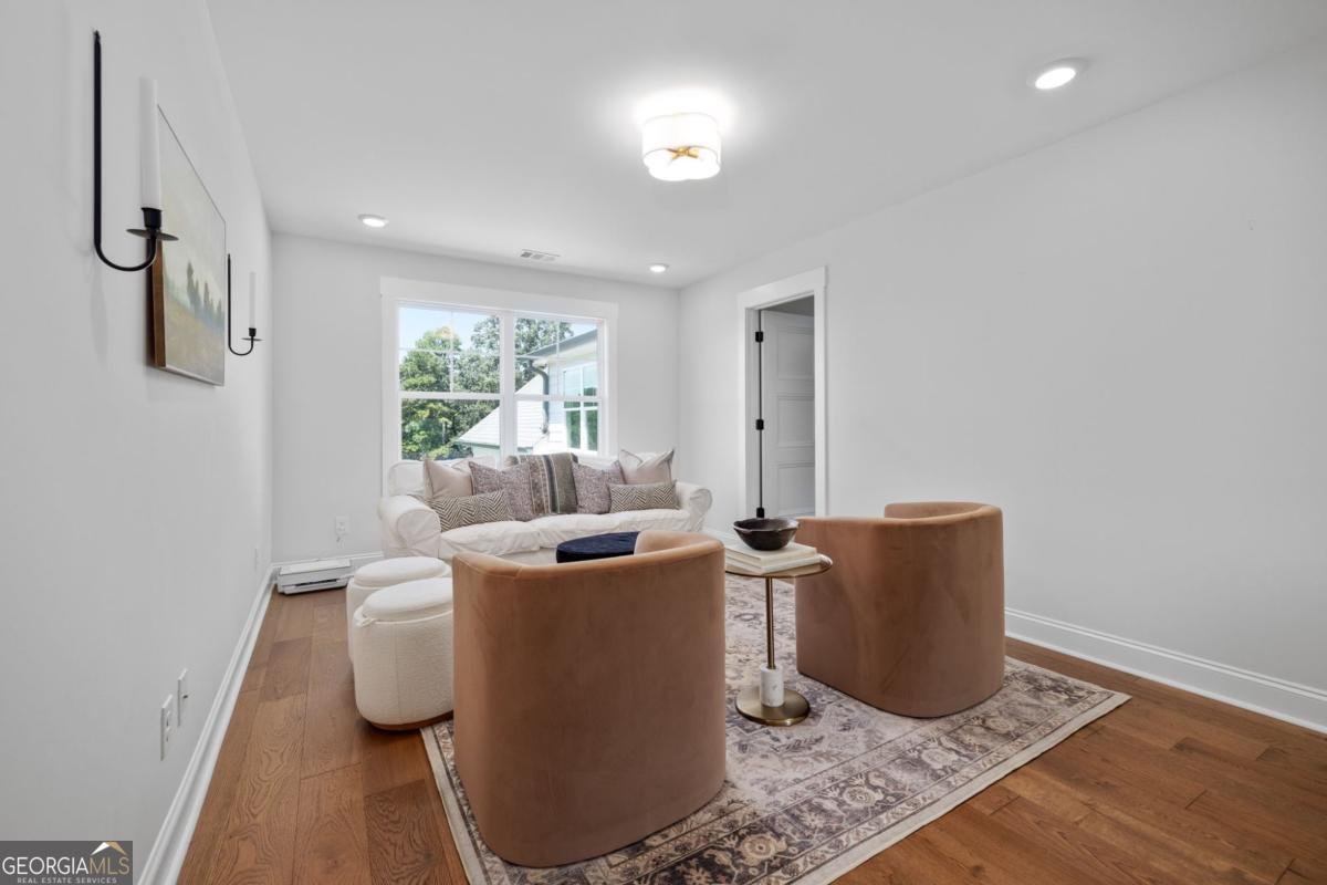 815 Hampton Way Monroe - 33