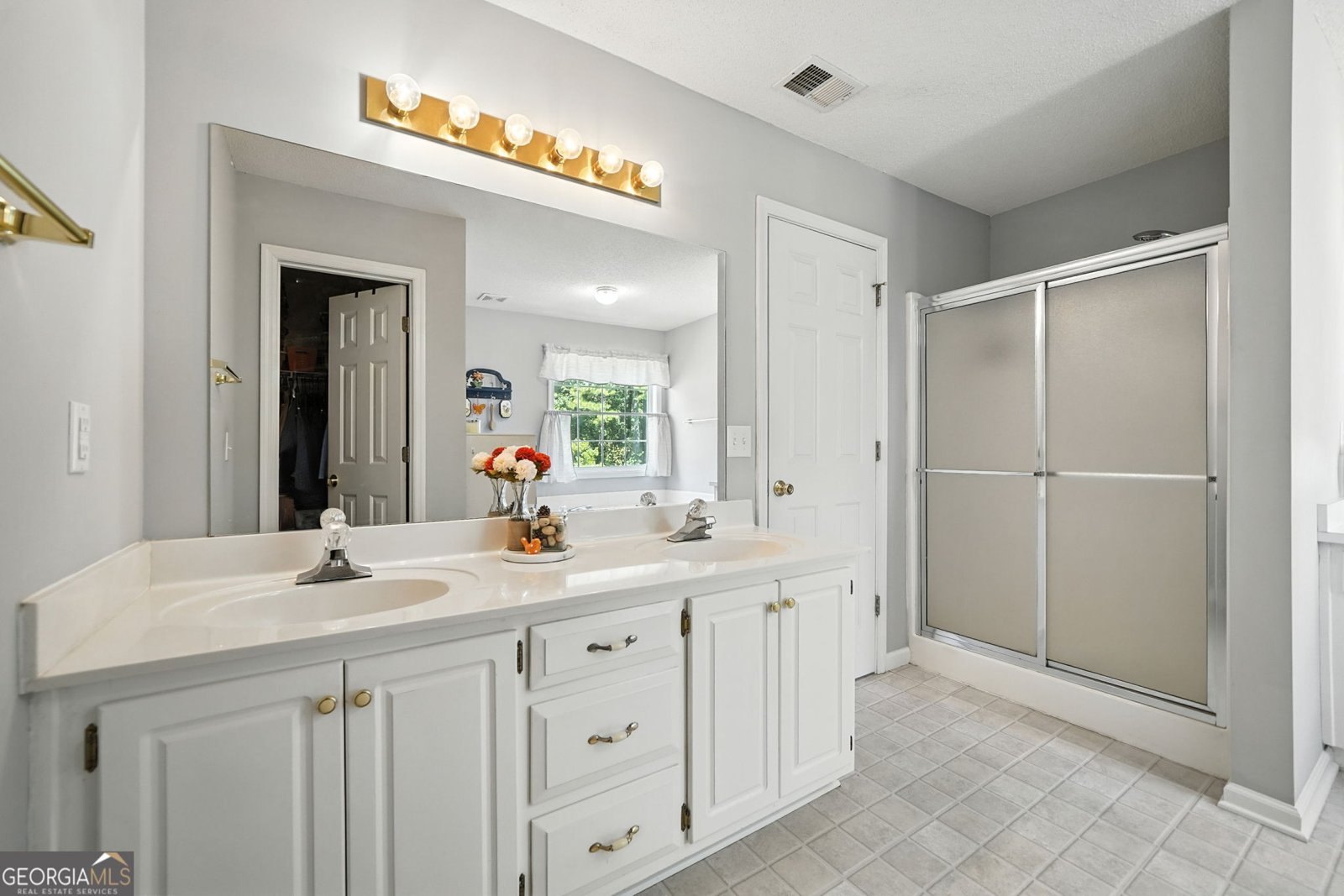 2000 Spicers Lane Woodstock - 17