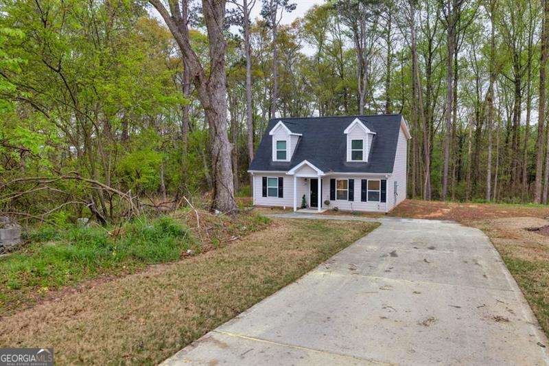 214 Walton Street Loganville - 3