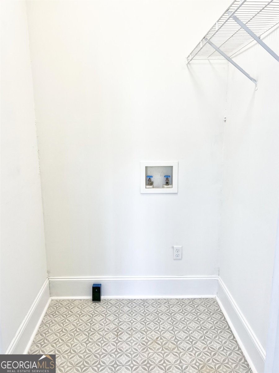 507 Cherry Avenue Roanoke - 27