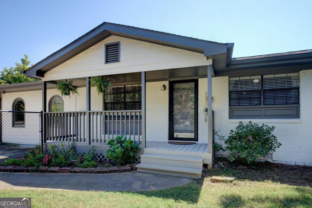 311 Bay Creek Road Loganville - 1