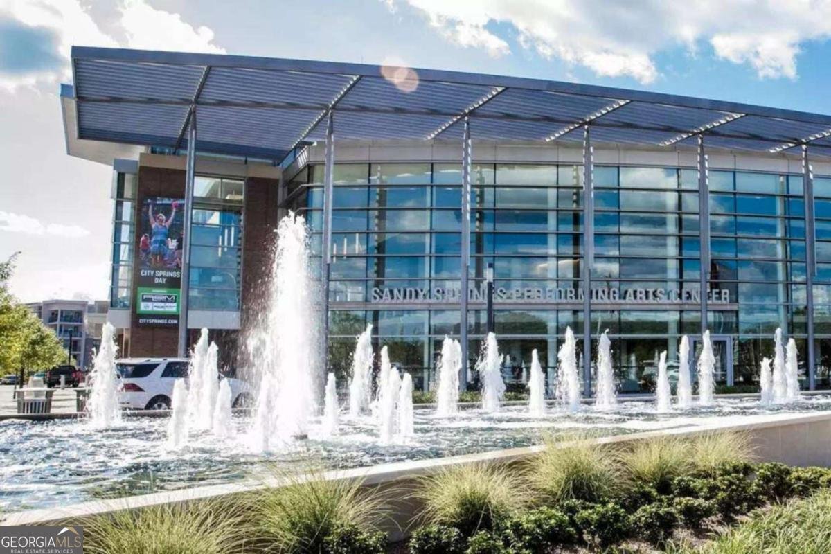318 Sandy Springs Circle Sandy Springs - 12