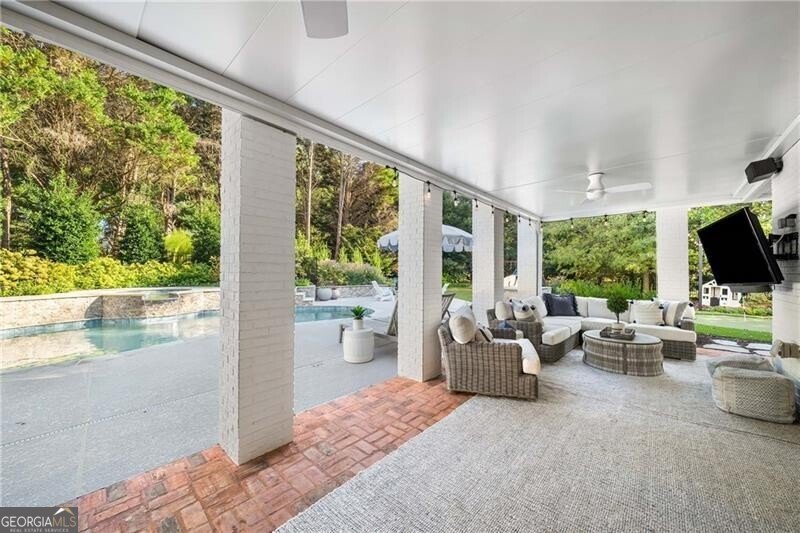 320 White Columns Court Milton - 4