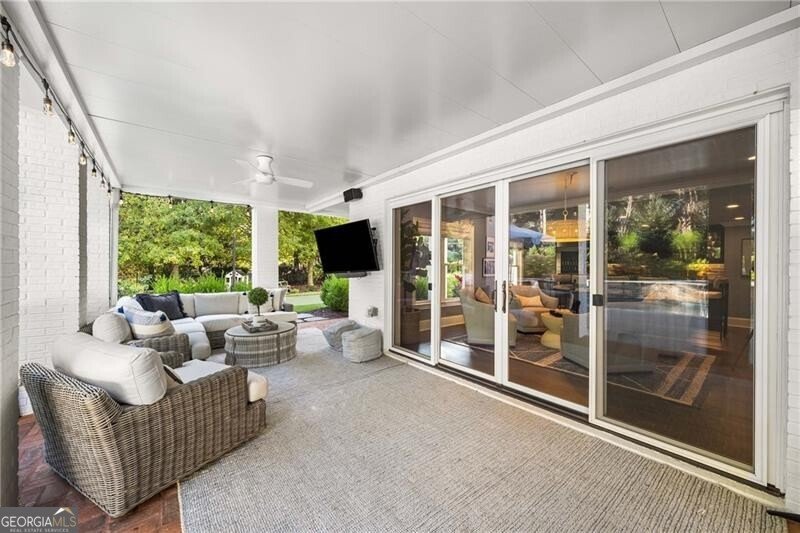 320 White Columns Court Milton - 68