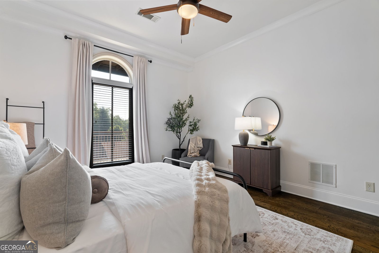 360 Chambers Street Woodstock - 22
