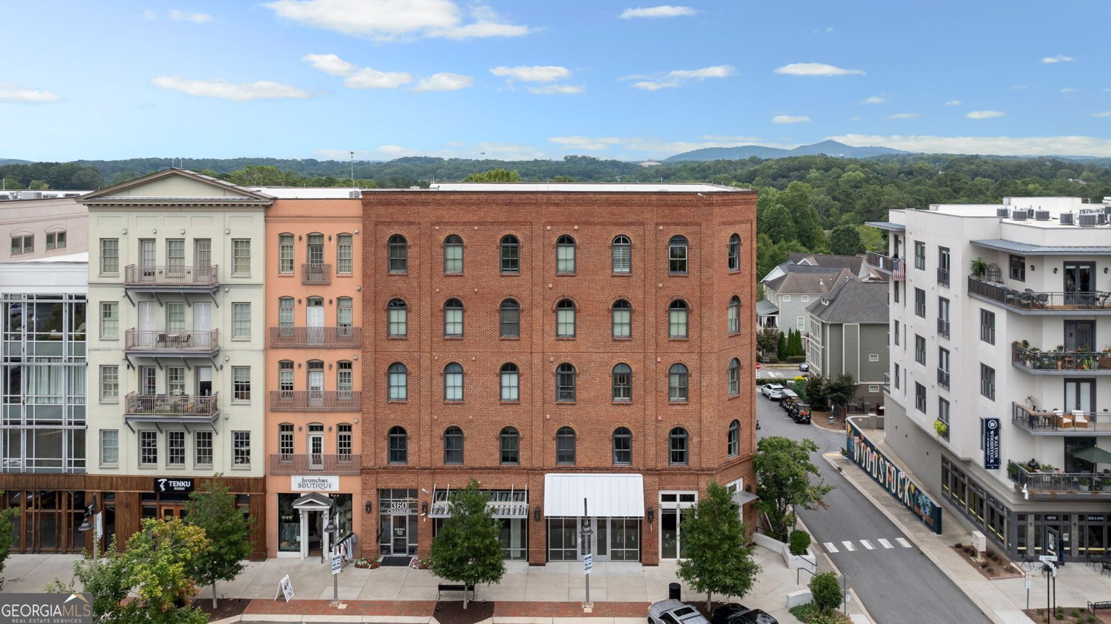 360 Chambers Street Woodstock - 38
