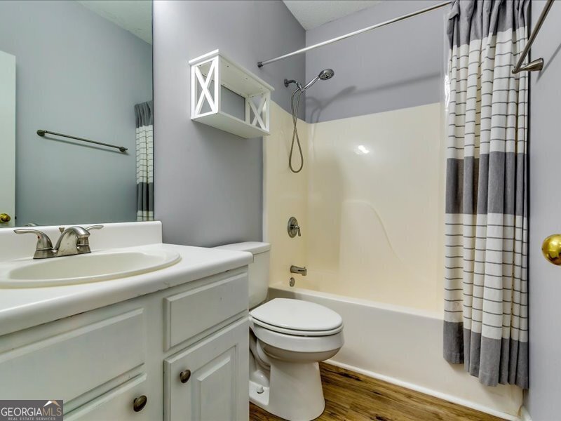 2350 Beckenham Place Dacula - 22