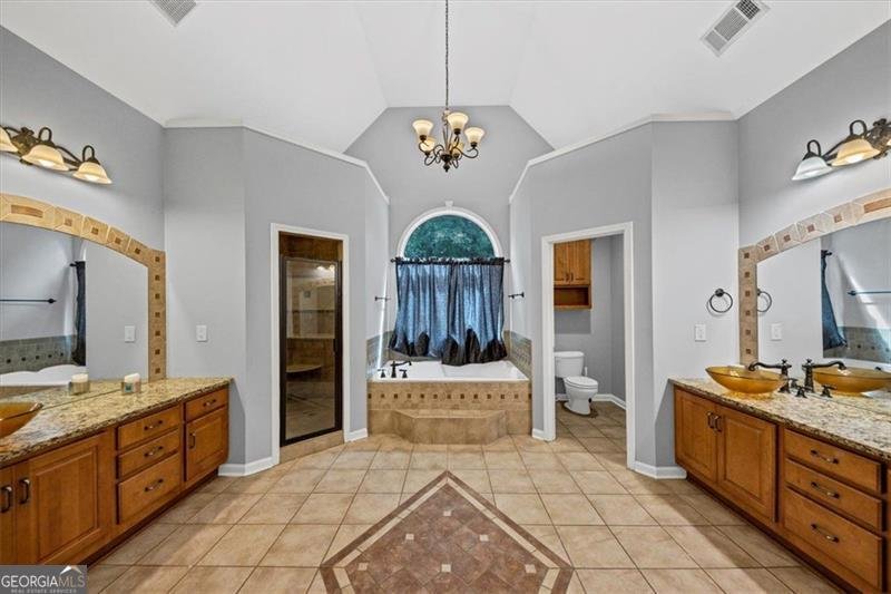 268 LANGSHIRE Drive McDonough - 32