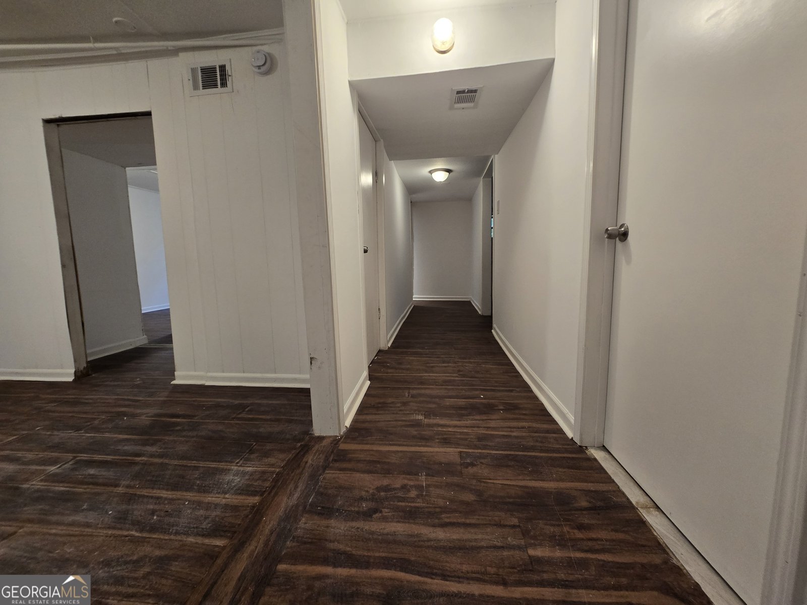 3231 Darlington Oak Drive Atlanta - 18