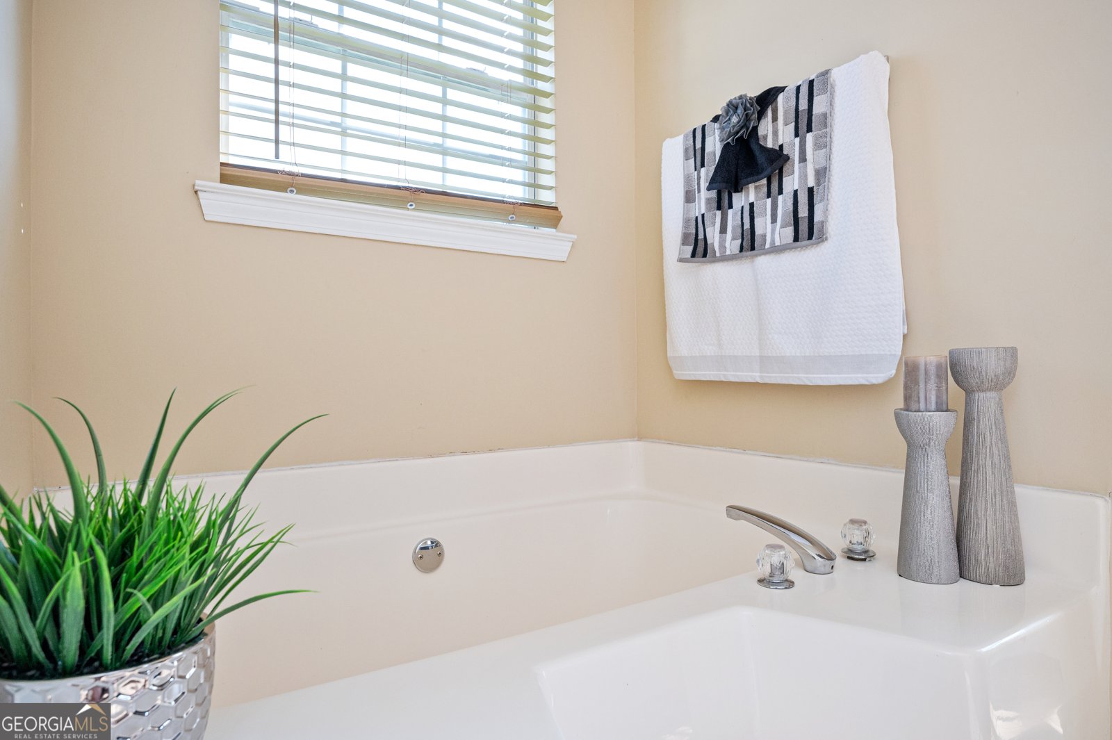 6188 Cinnamon Court Morrow - 23