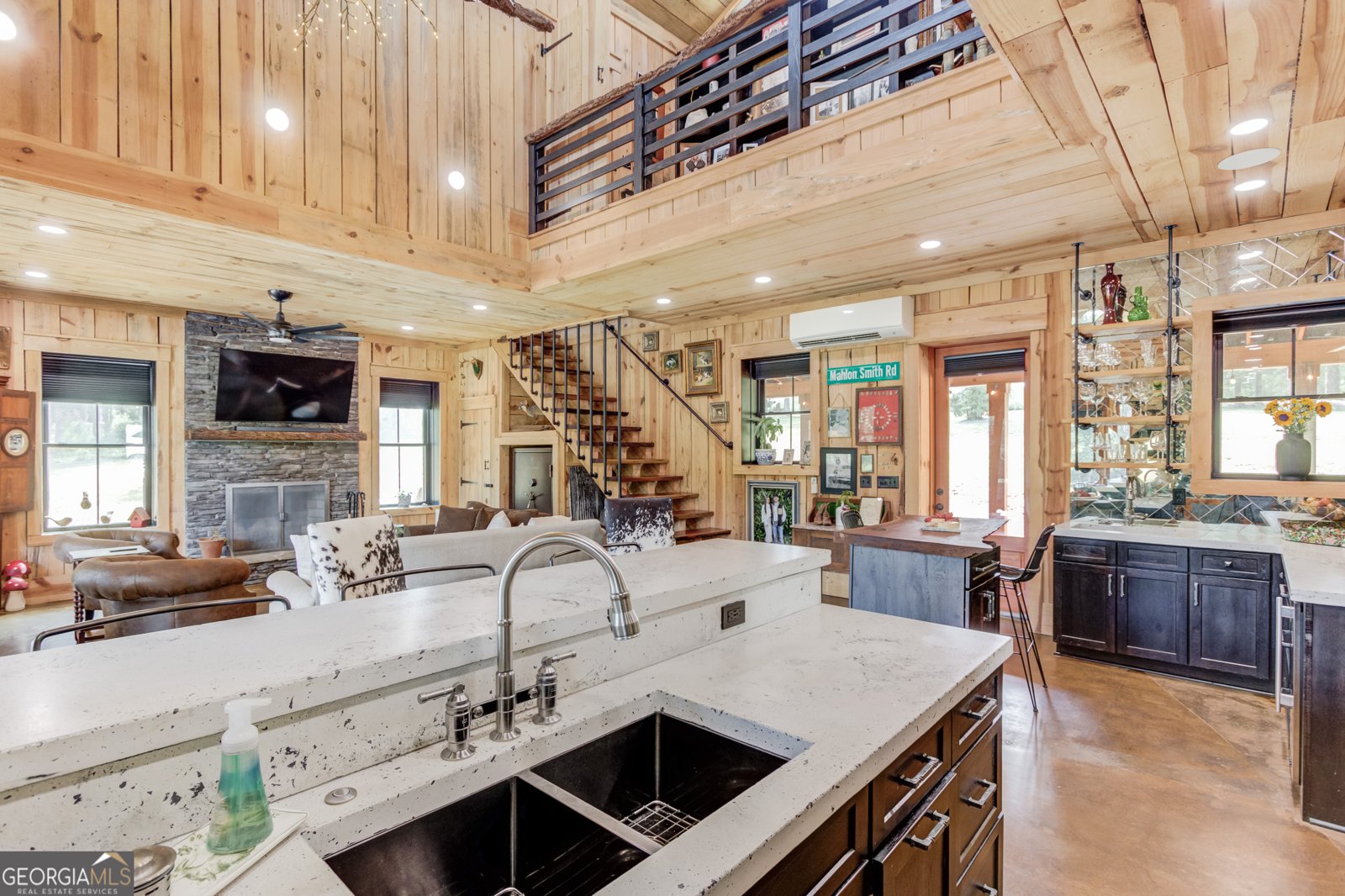 3698 Highway 83 Good Hope - 11