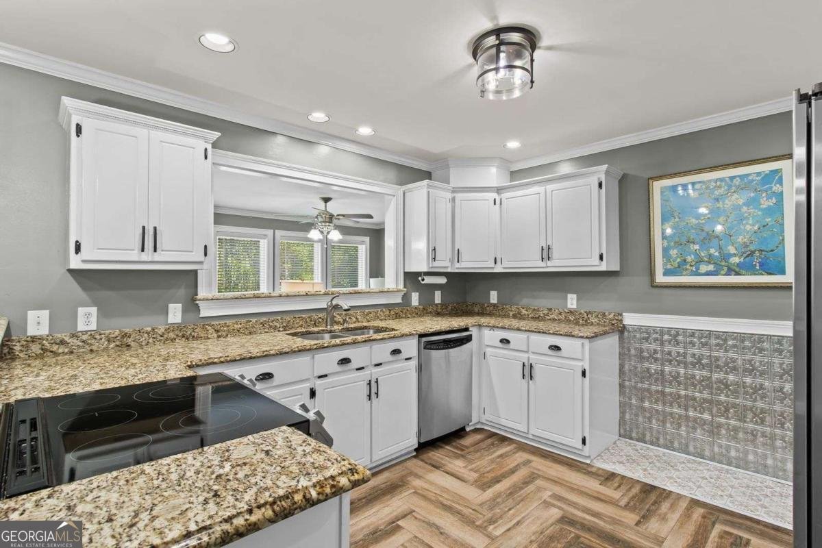 195 Gateway Drive Rocky Face - 13