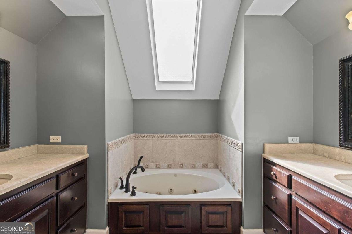 195 Gateway Drive Rocky Face - 46