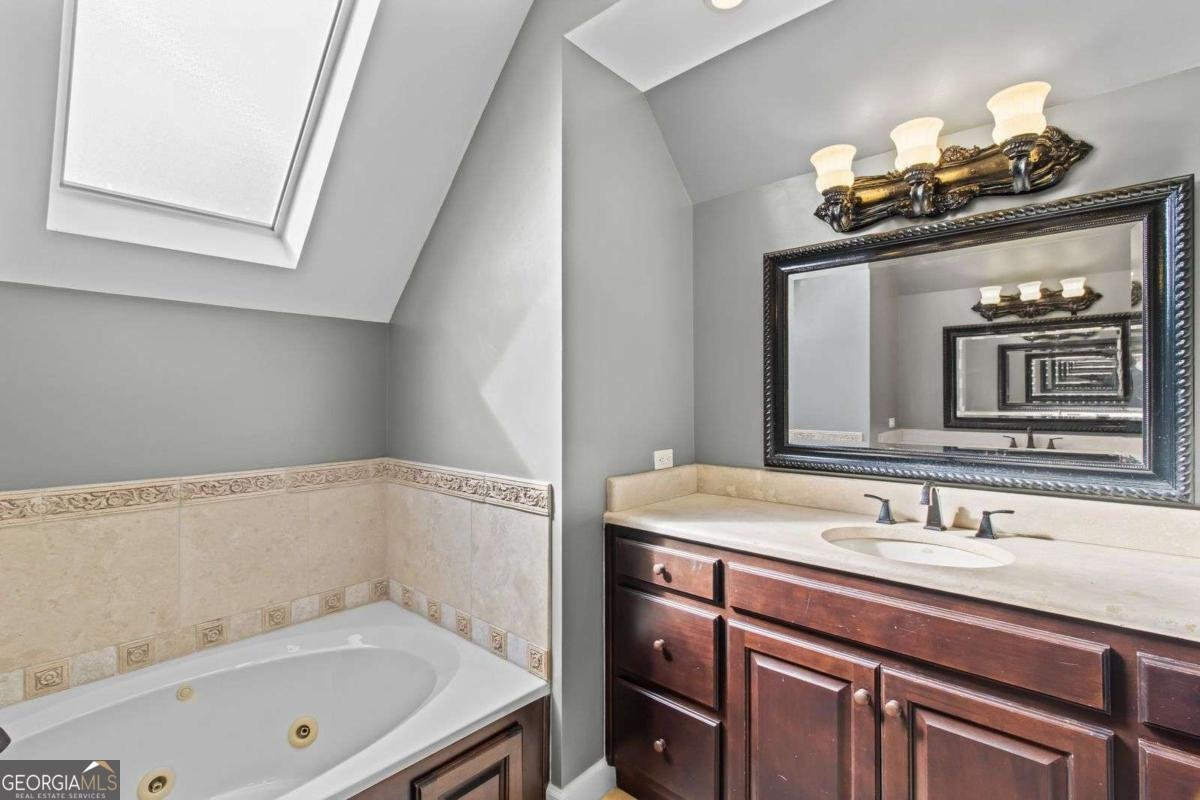 195 Gateway Drive Rocky Face - 47