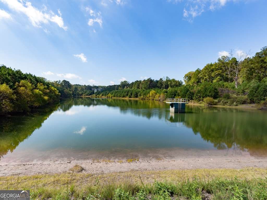 619 River Bend Way Canton - 40