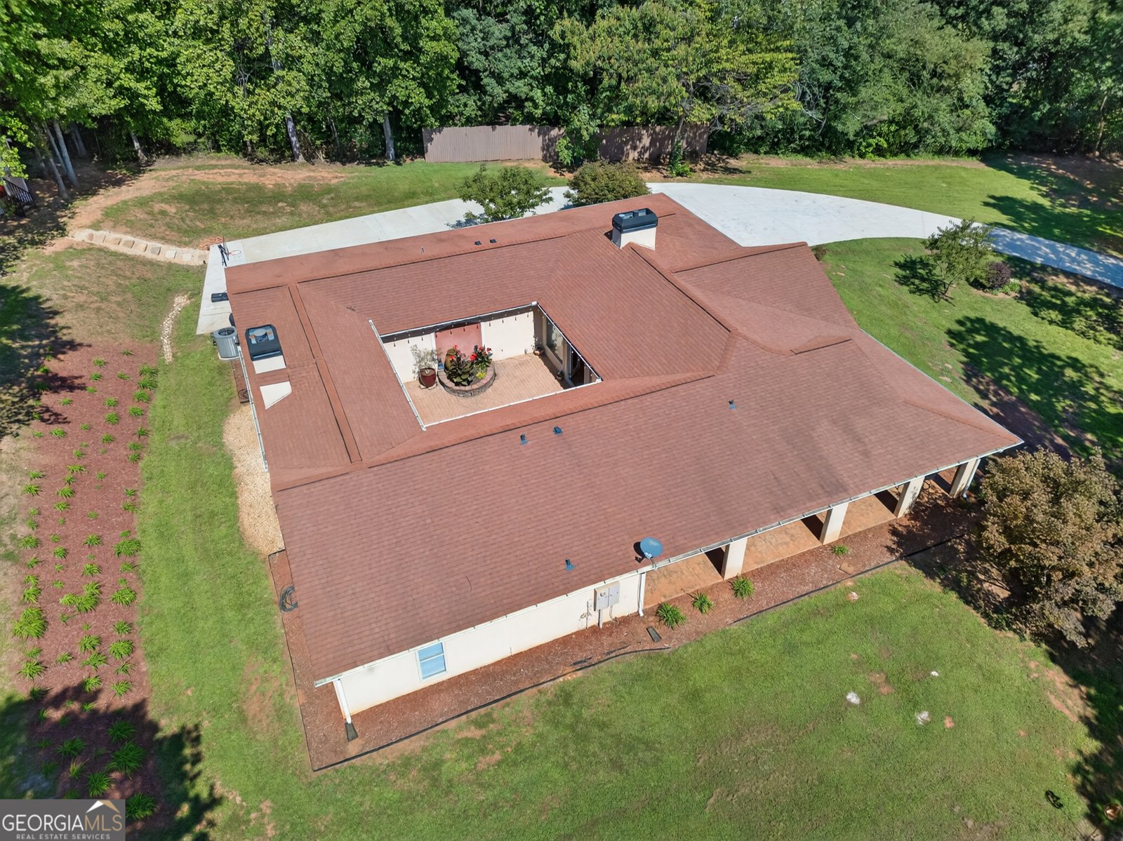 1583 Hickory Flat Road Gillsville - 66