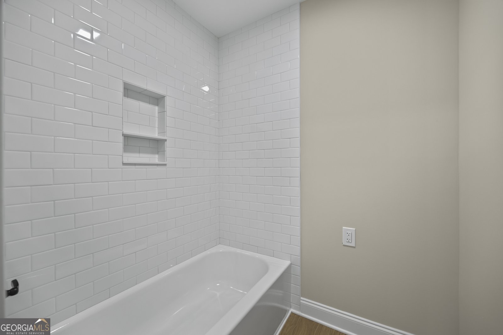 95 Ext Brad Street Royston - 51