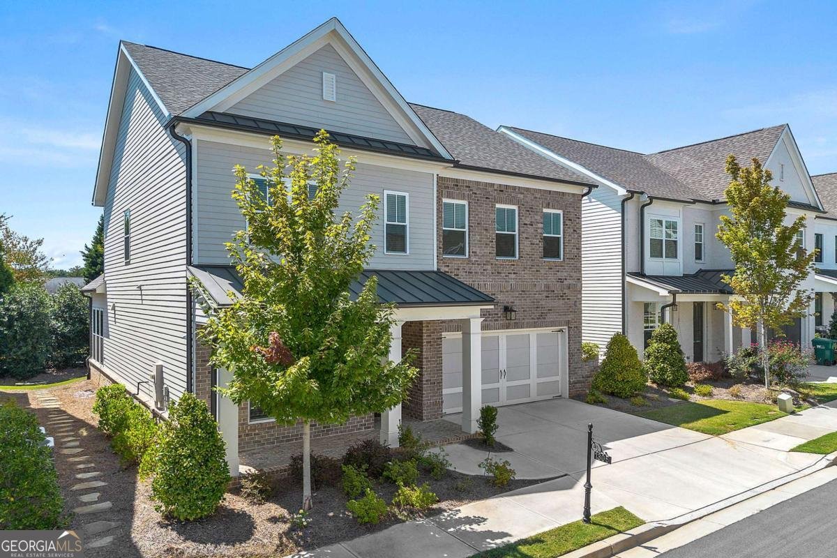 1305 Simonds Way Duluth - 2