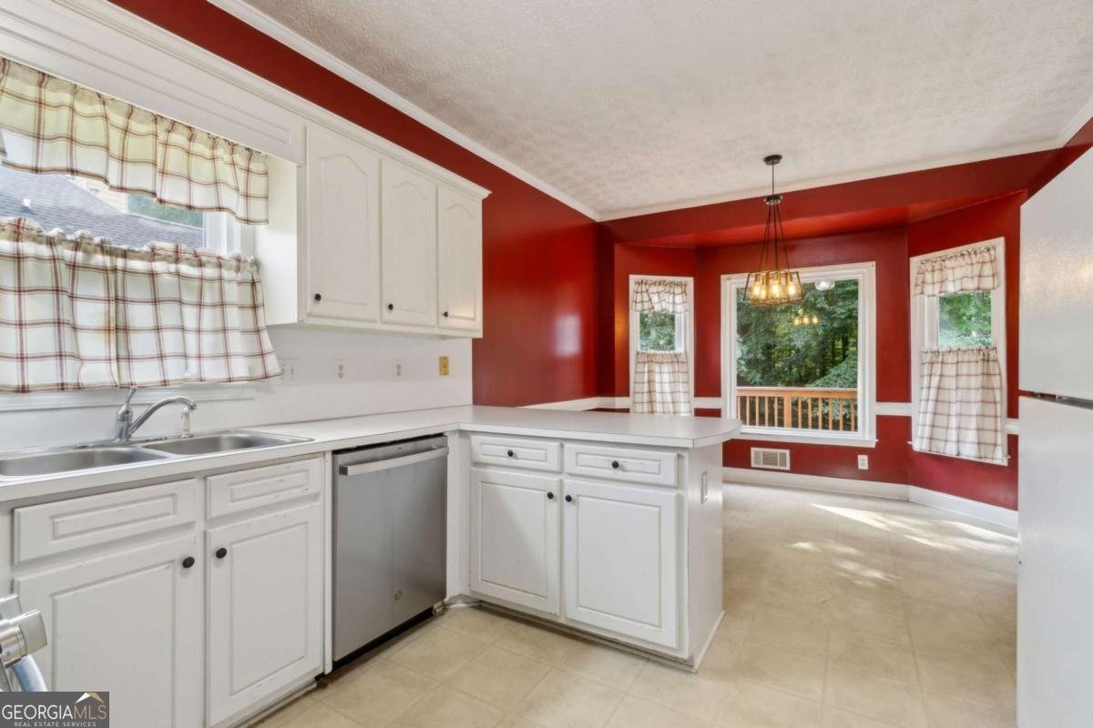 670 Johns Landing Way Lawrenceville - 18