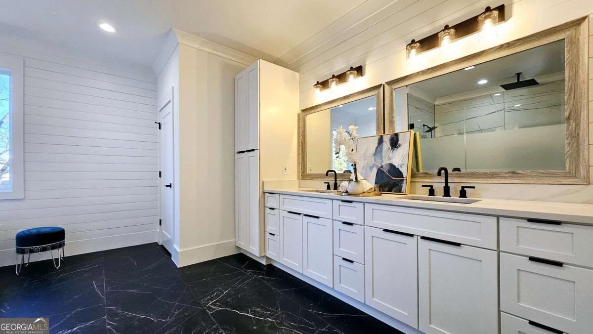 1102 Morley Avenue Atlanta - 27