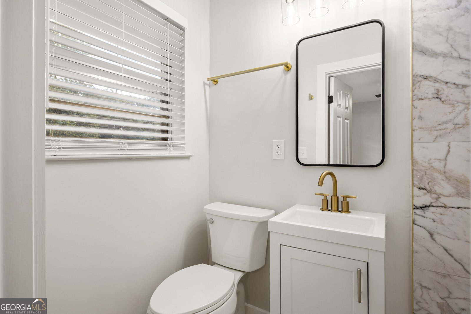 6050 LEDGEWOOD Drive Forest Park - 15