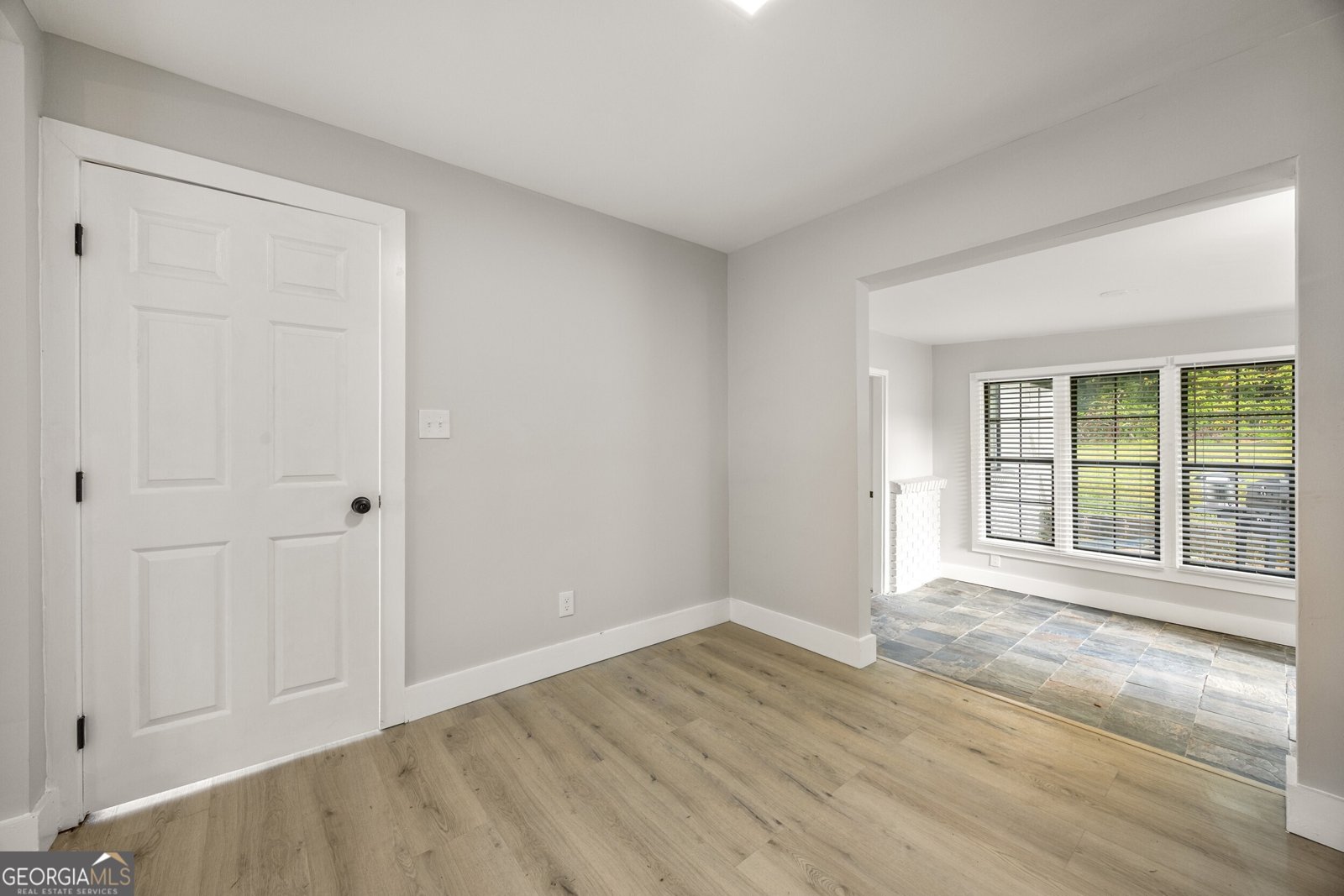 6050 LEDGEWOOD Drive Forest Park - 23