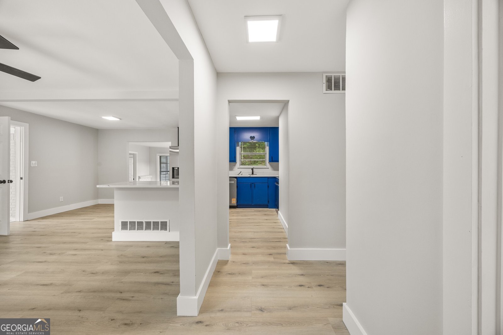 6050 LEDGEWOOD Drive Forest Park - 3