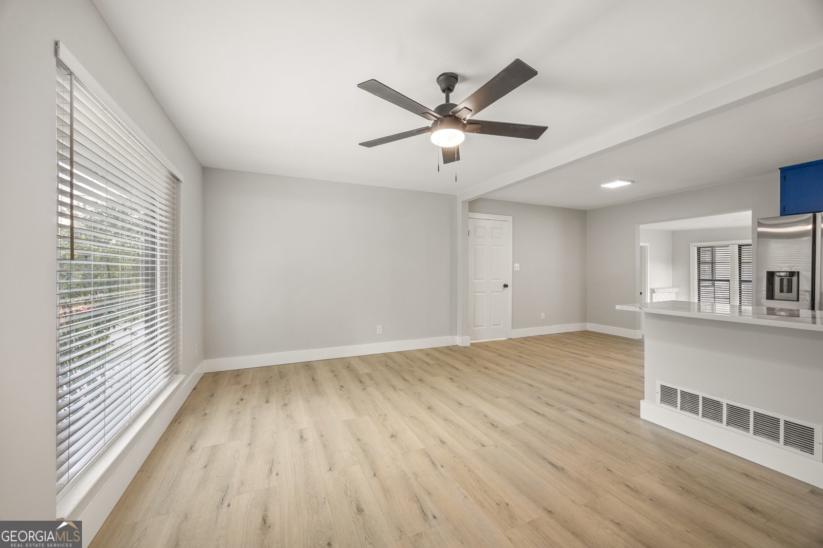 6050 LEDGEWOOD Drive Forest Park - 5