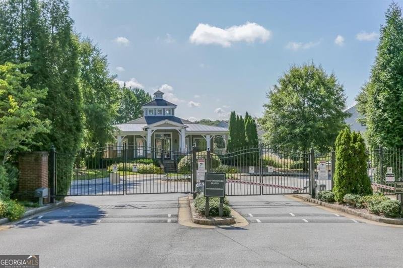 3542 Chattahoochee Summit Lane Atlanta - 27