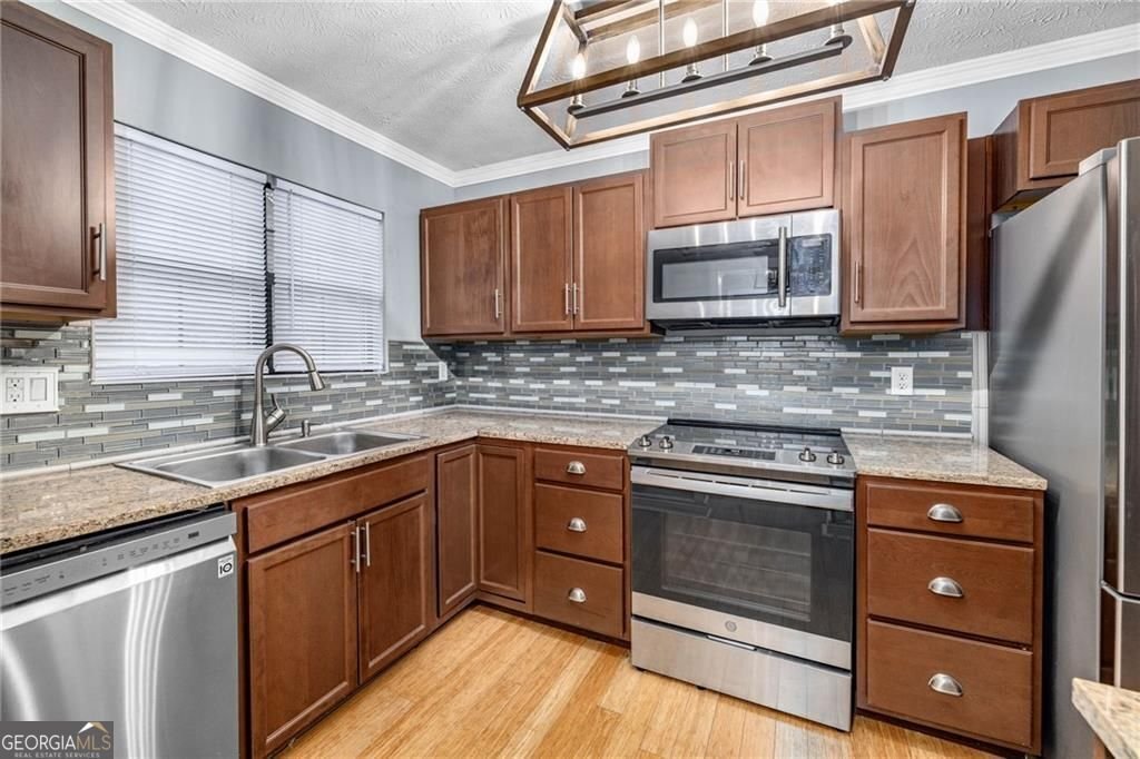 2485 Hidden Cove Court Gainesville - 8