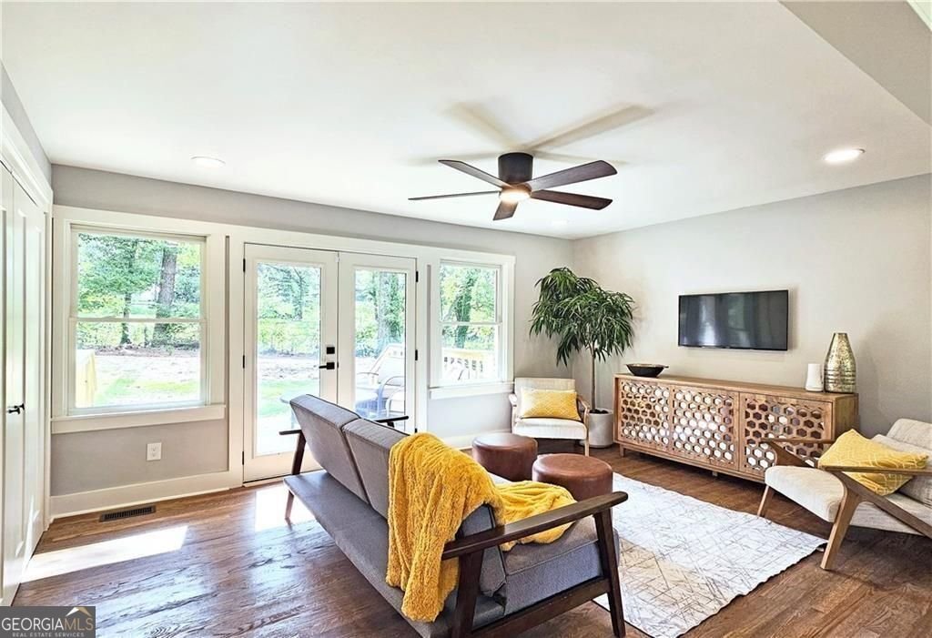 217 Penelope Drive Atlanta - 10