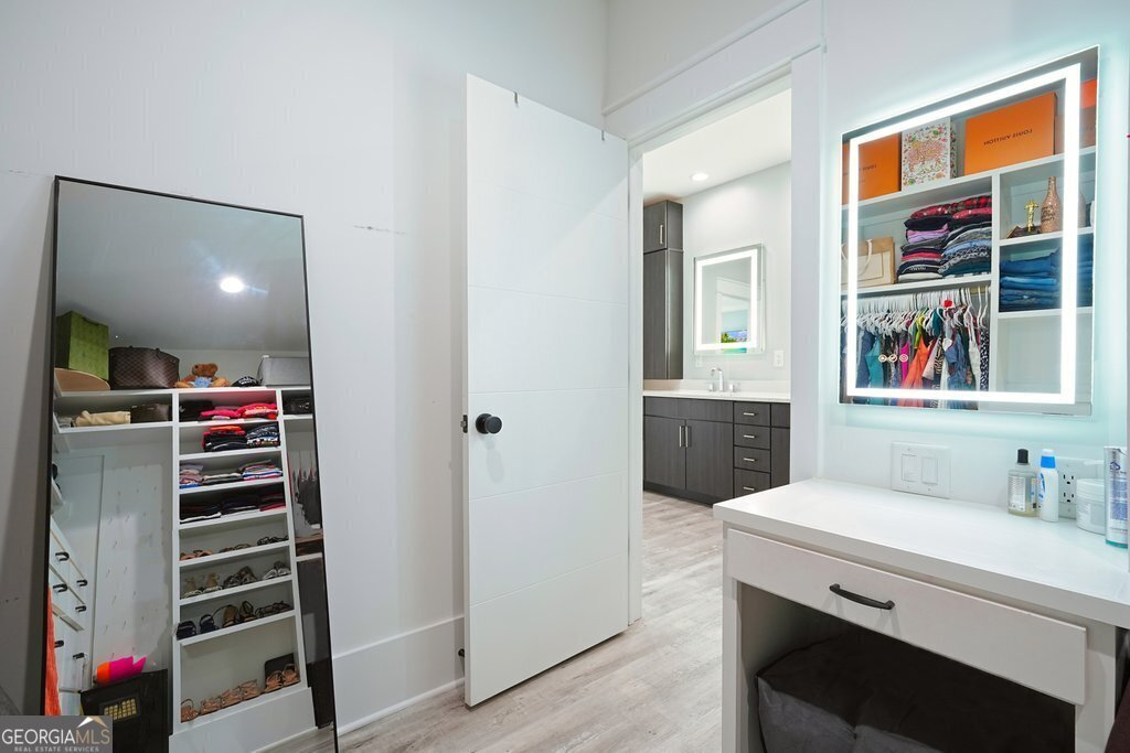 2804 Skyland Drive Brookhaven - 55