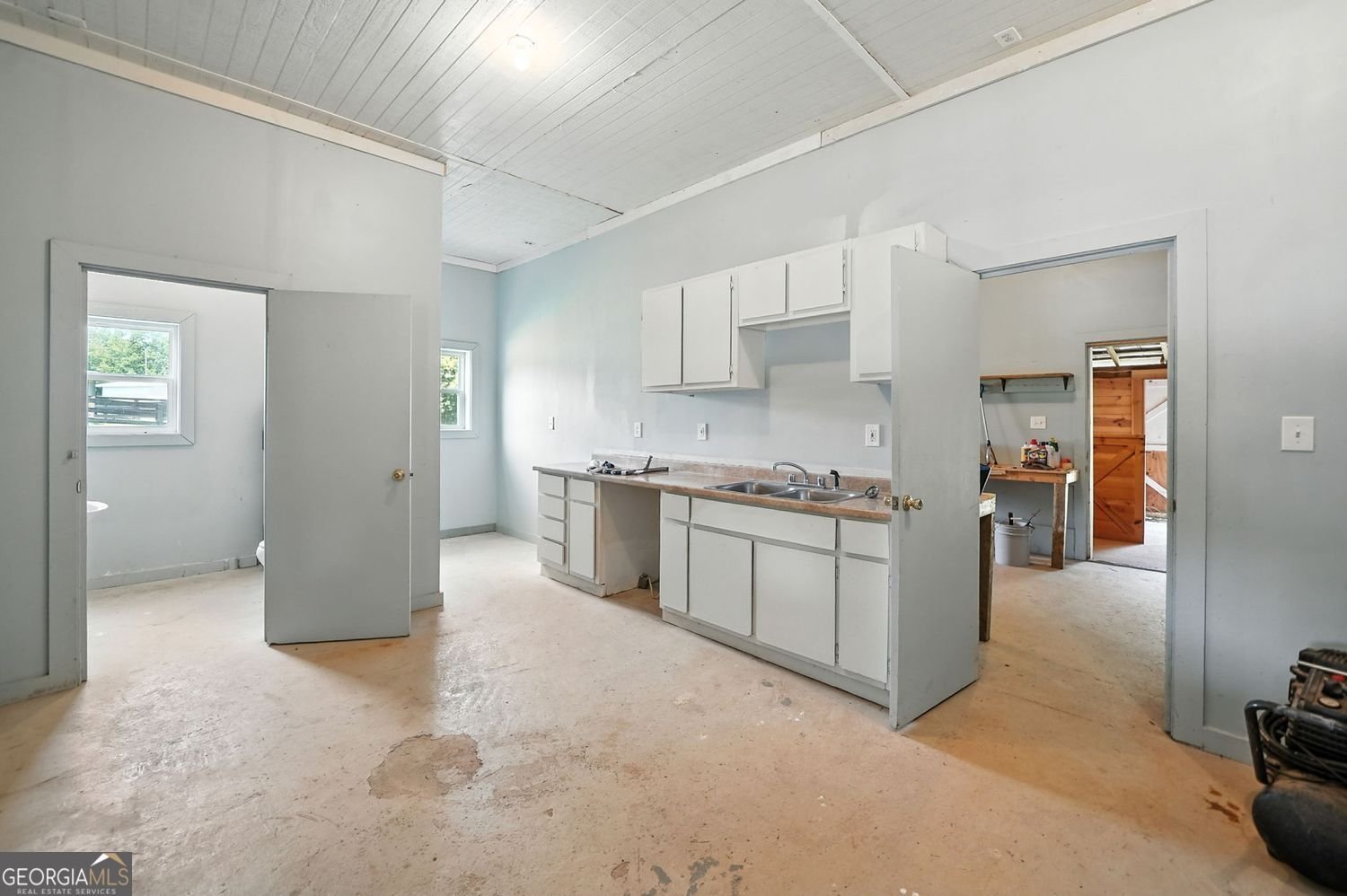 1092 Old Lathemtown Road Canton - 70