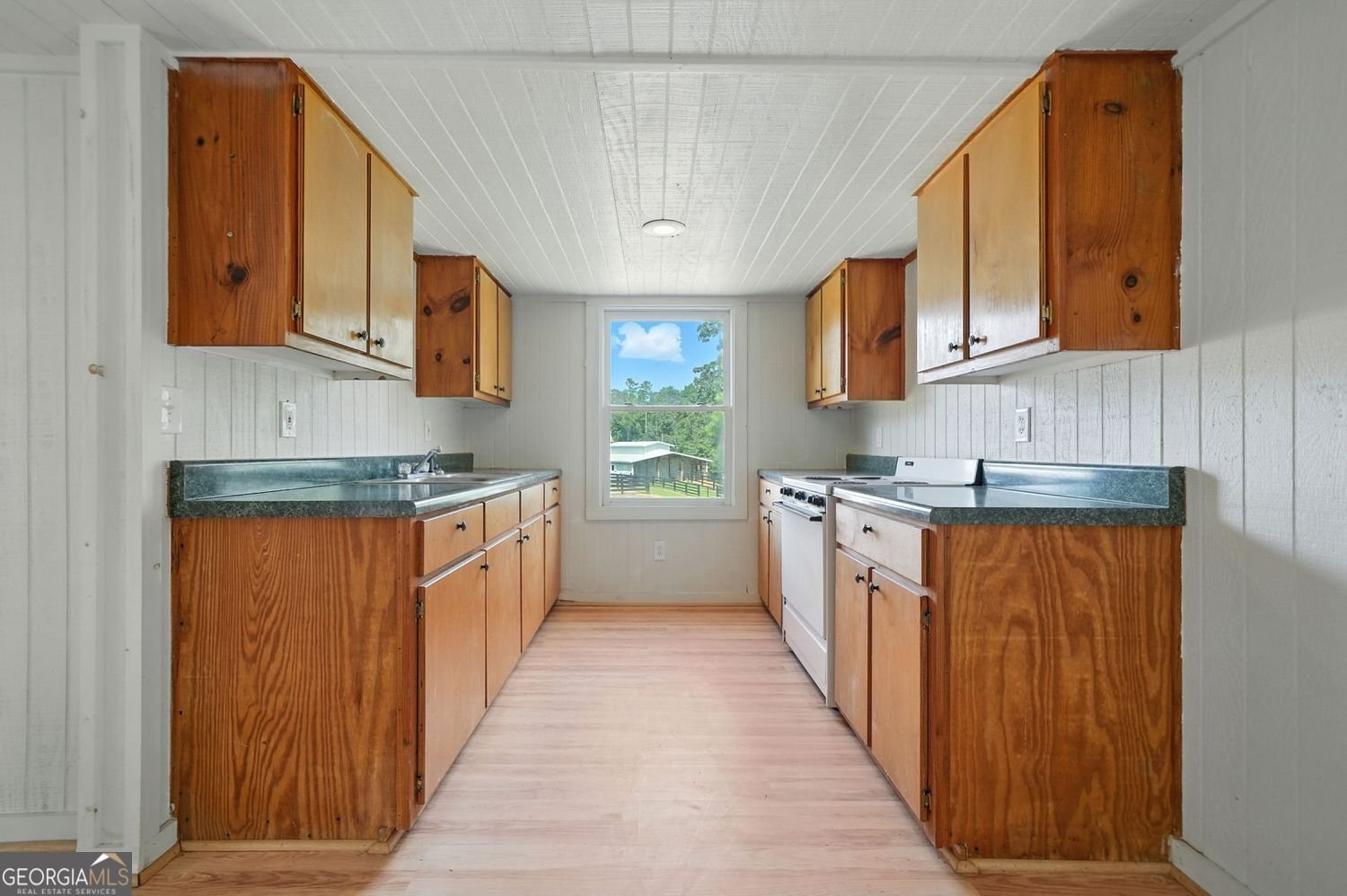 1092 Old Lathemtown Road Canton - 84