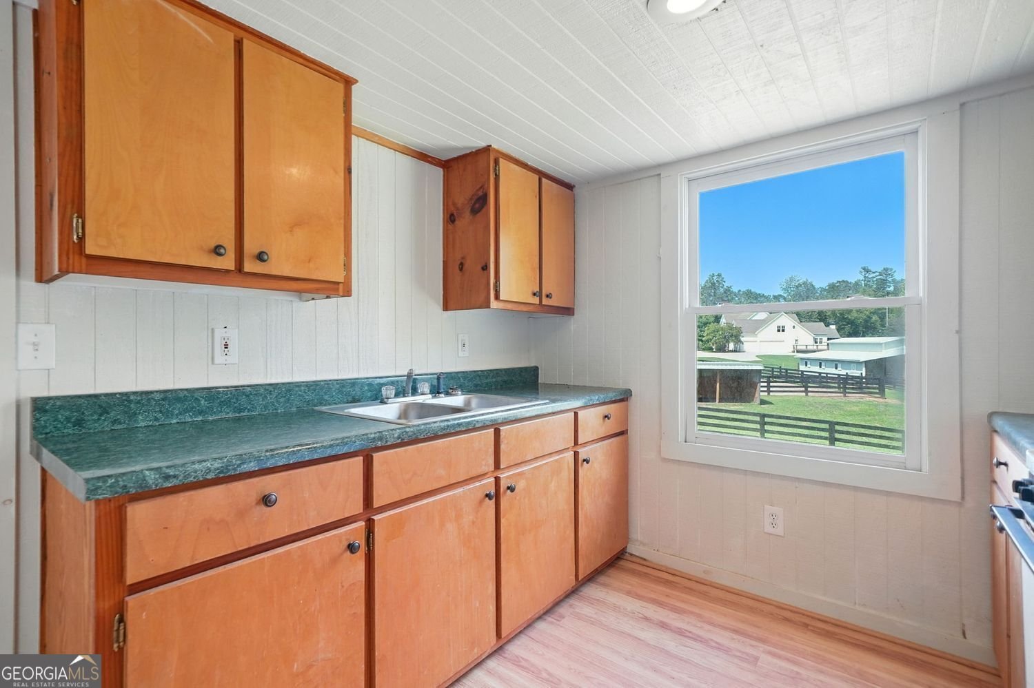 1092 Old Lathemtown Road Canton - 85