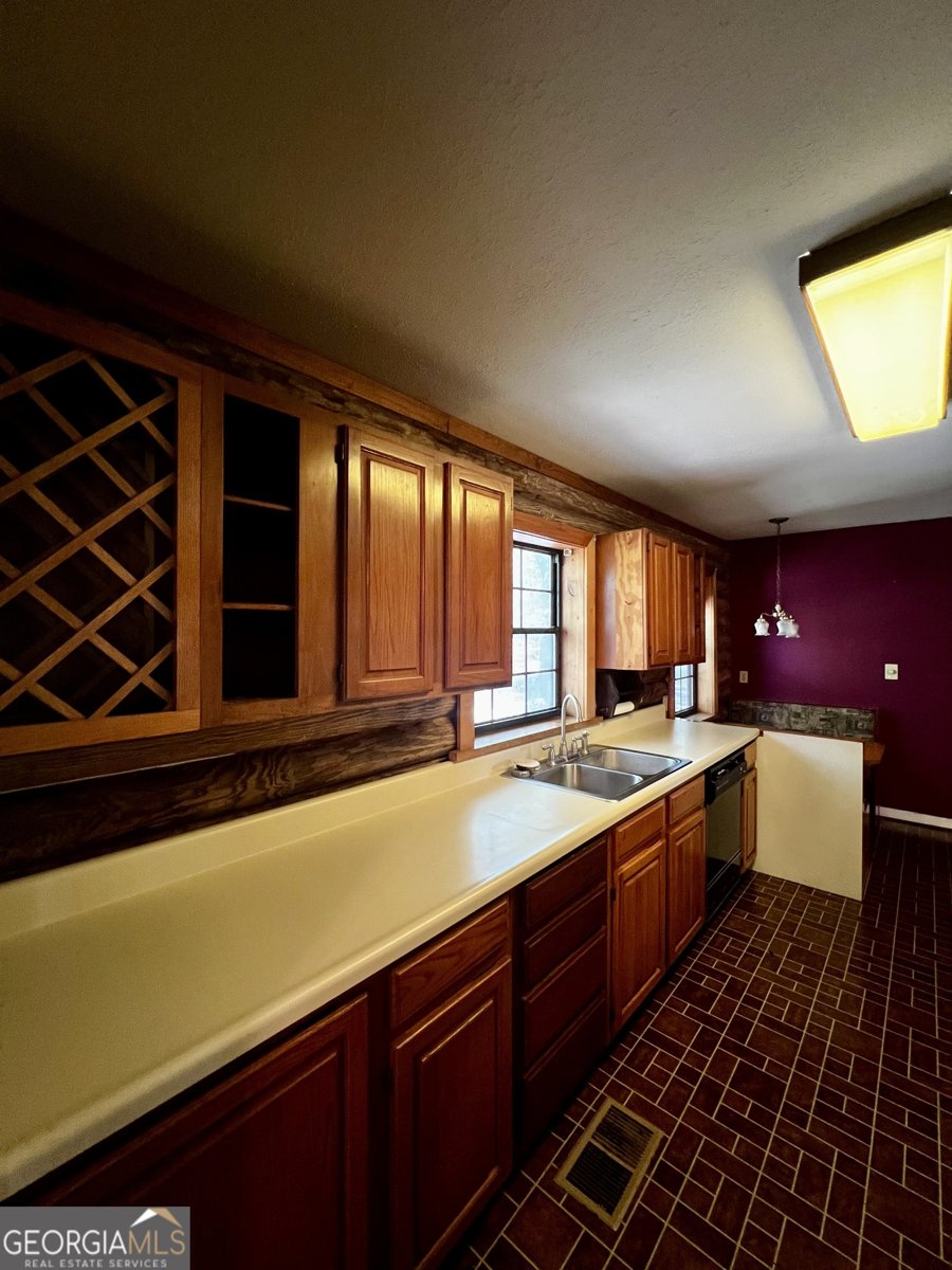 847 Lake Drive East Dublin - 12